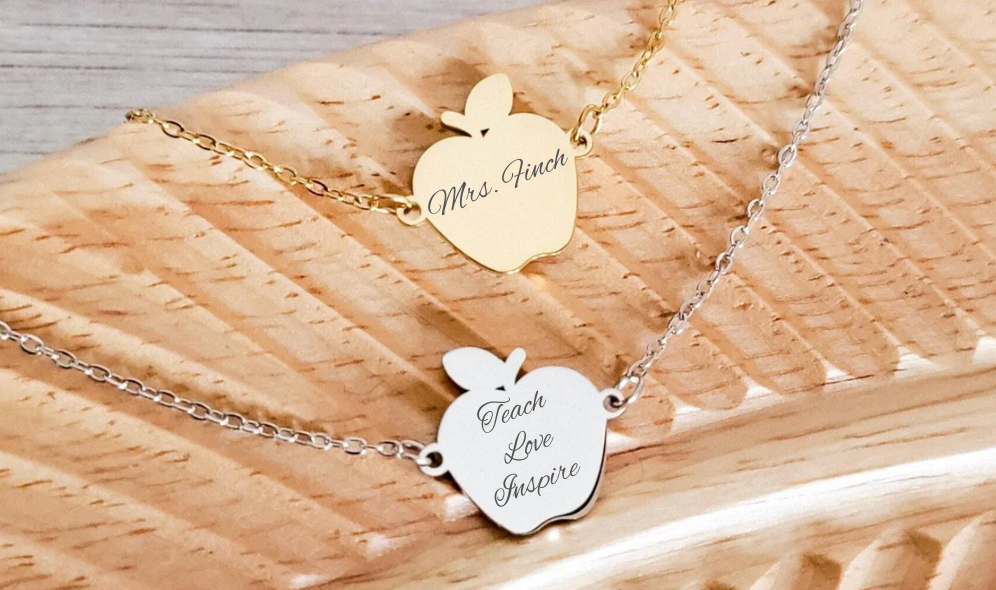 Apple charm necklace